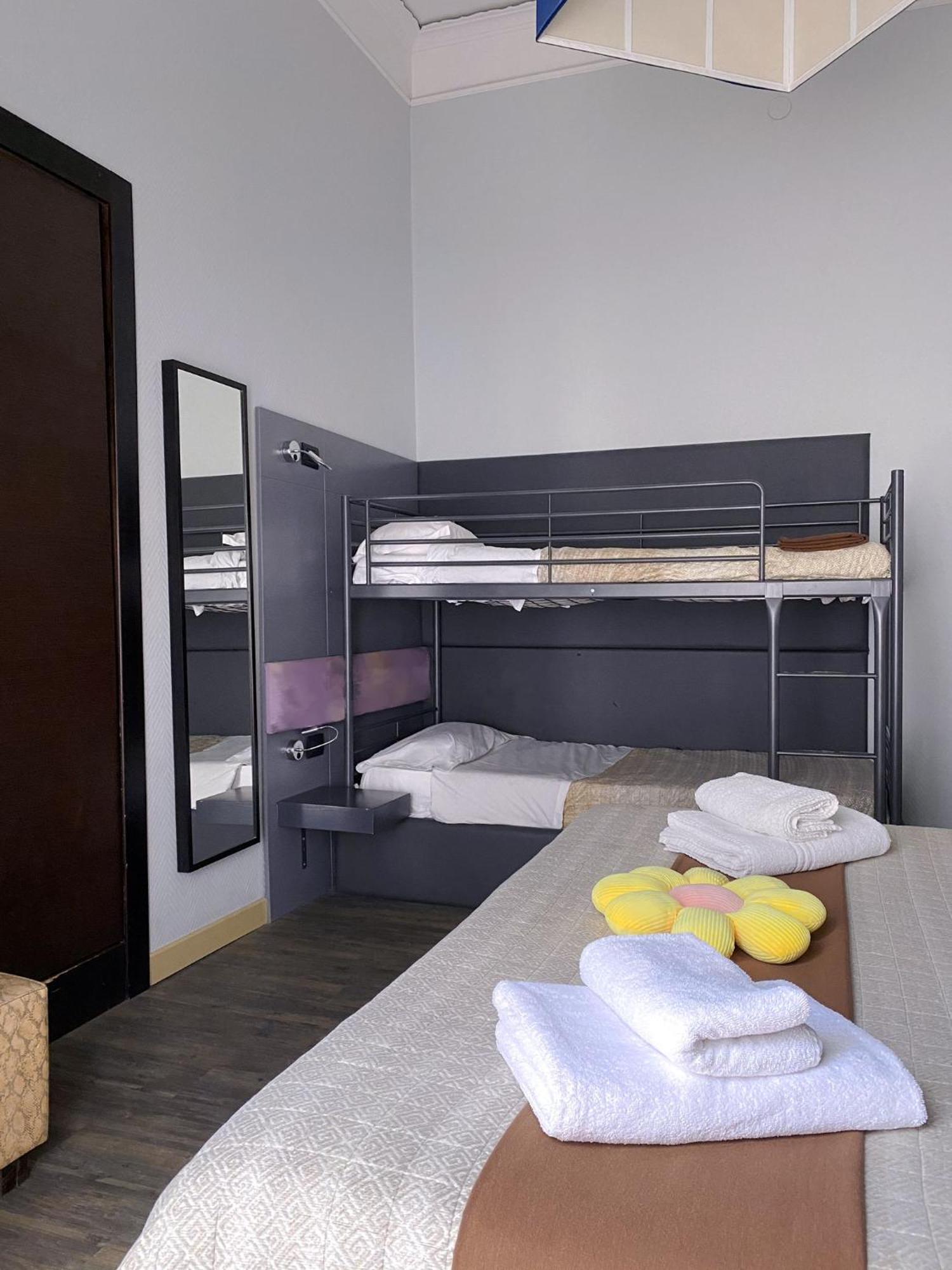 Dolce Vita Rooms Naples Luaran gambar