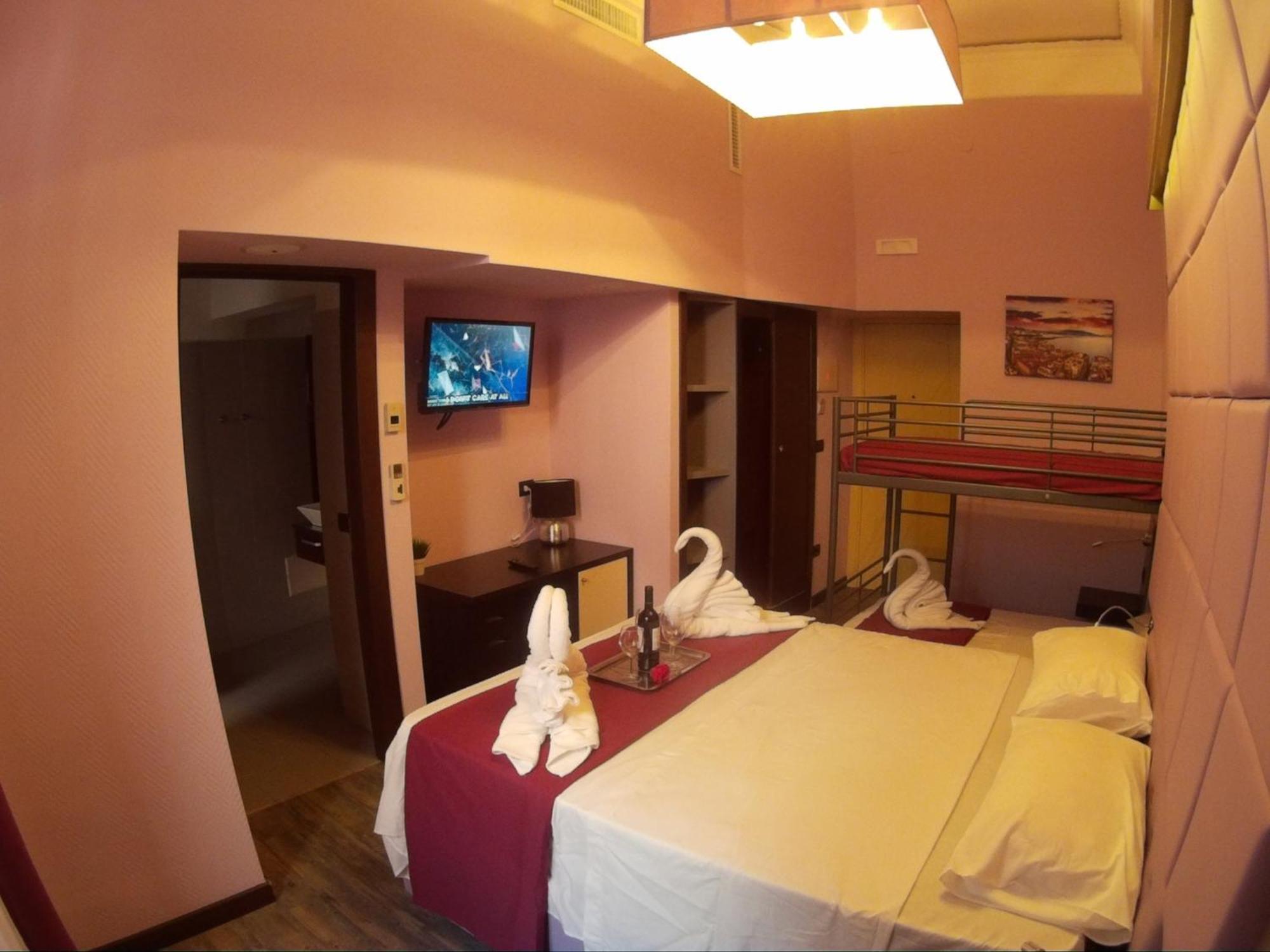 Dolce Vita Rooms Naples Luaran gambar